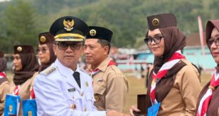 Enam Pembina Pramuka Kwarran Purwojati Terima Lencana Pancawarsa pada Upacara HUT ke-81 Kemerdekaan RI